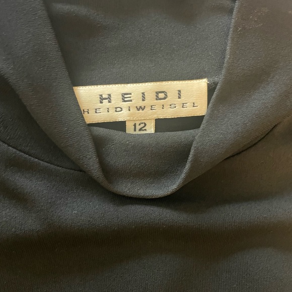 Stunning Little Black Dress - Picture 5 of 5